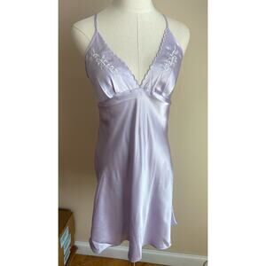 Vintage Women's Satin Lavender Chemise sz Small Sabrina Carpenter